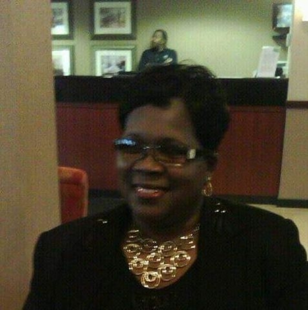 Meet your Posher, Lutricia